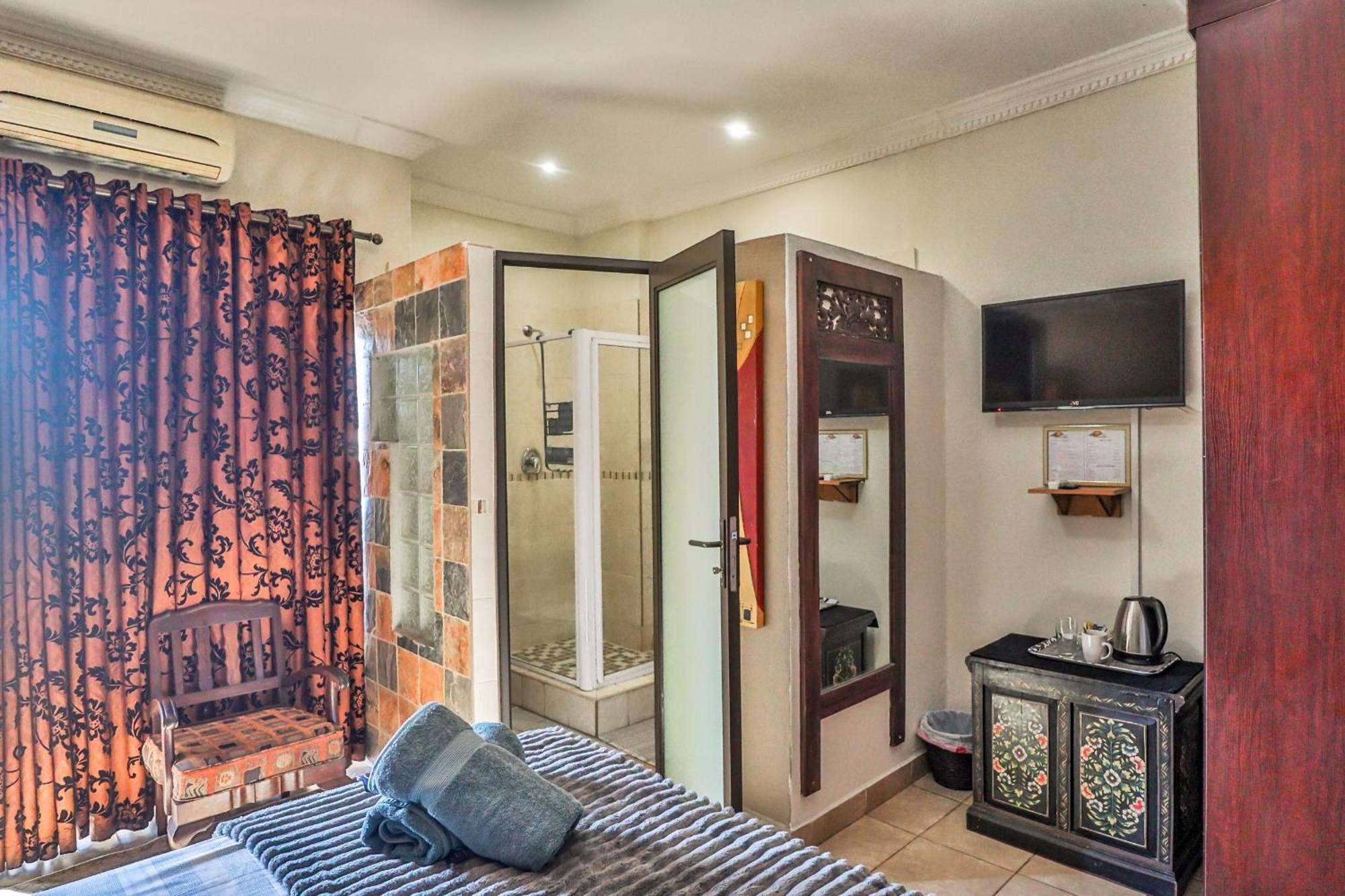 Sunset Ridge Guest House Rustenburg Exterior photo